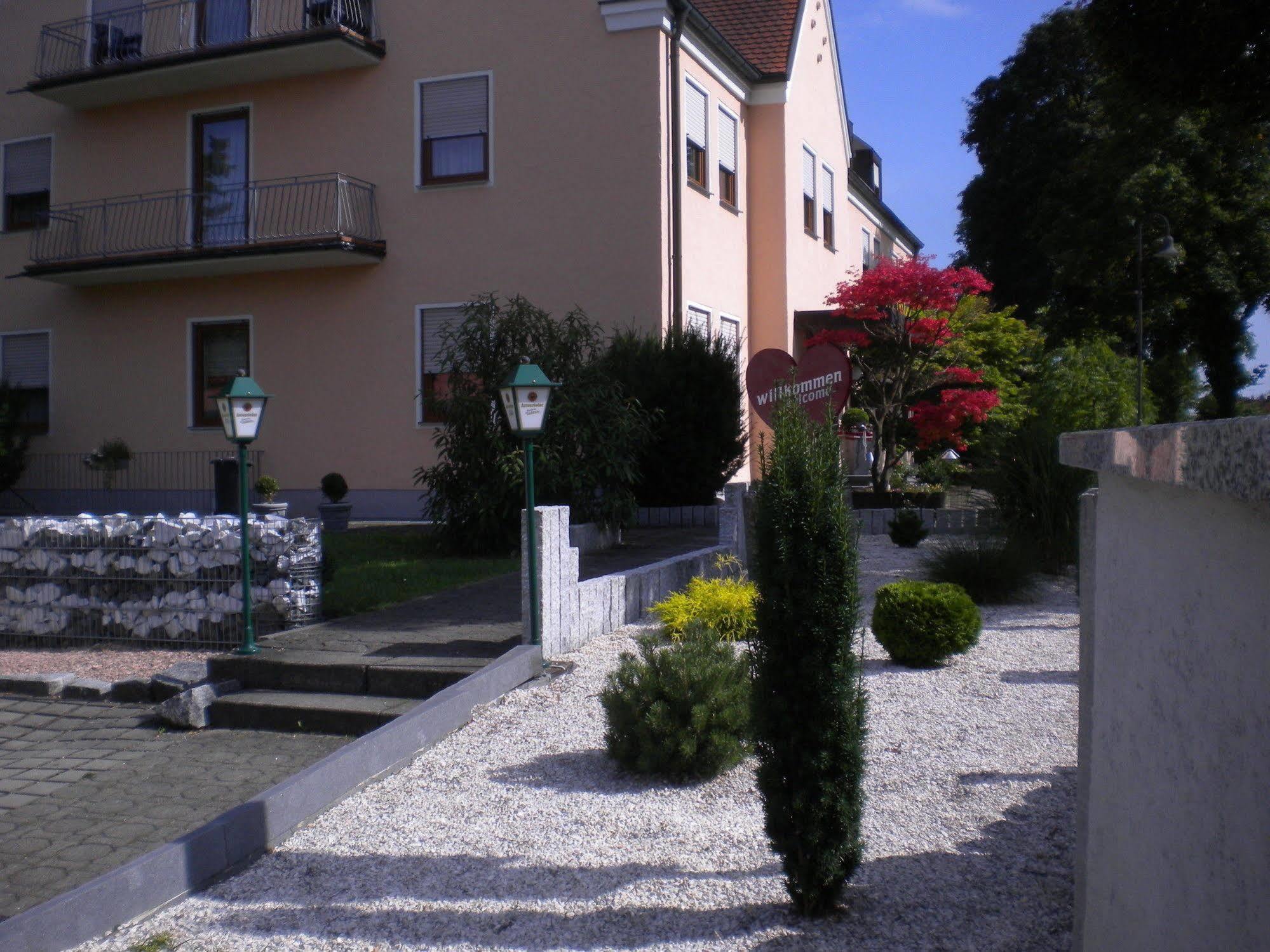 Hotel Garni Illertal アルテンシュタット エクステリア 写真
