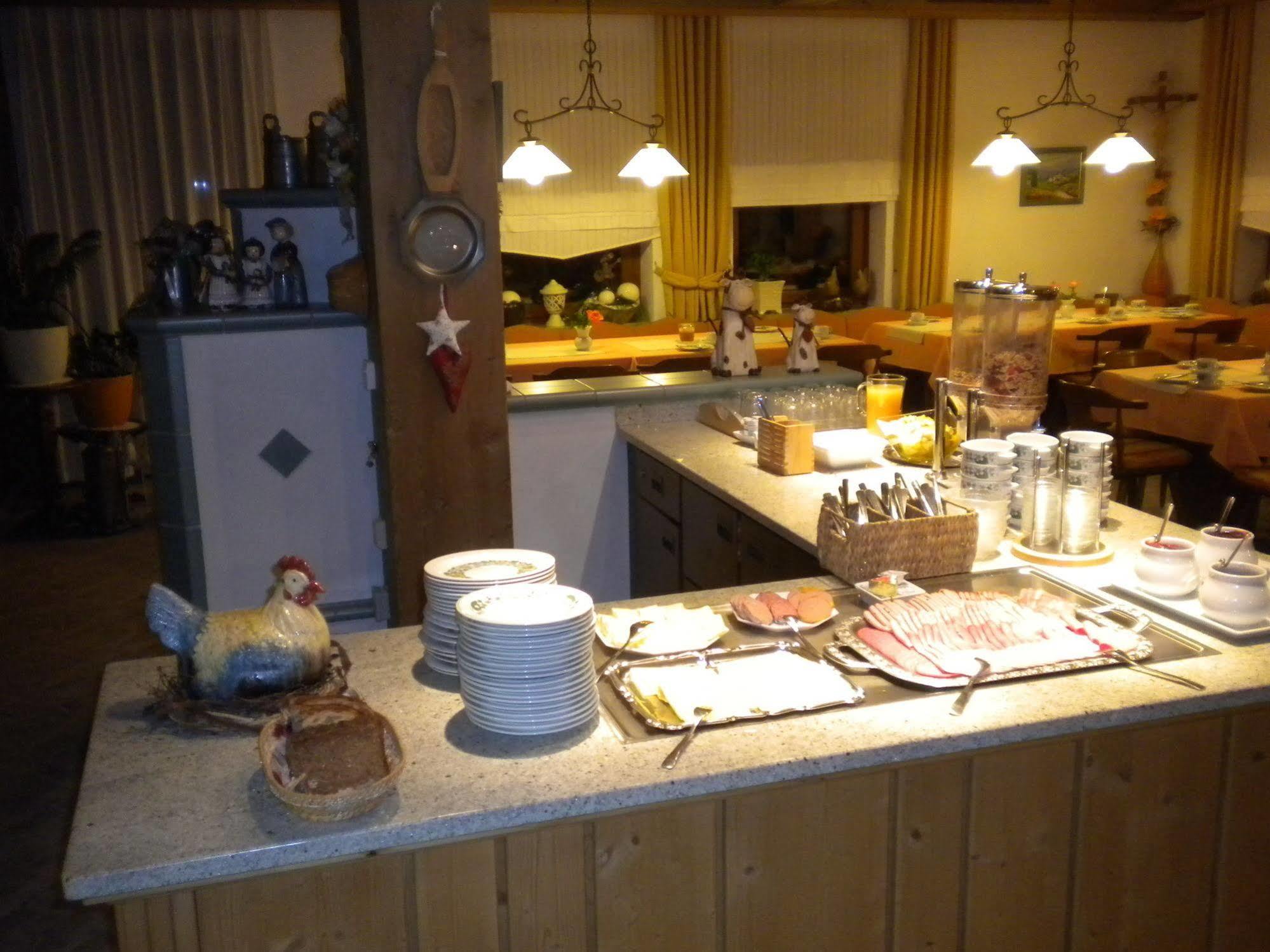 Hotel Garni Illertal アルテンシュタット エクステリア 写真